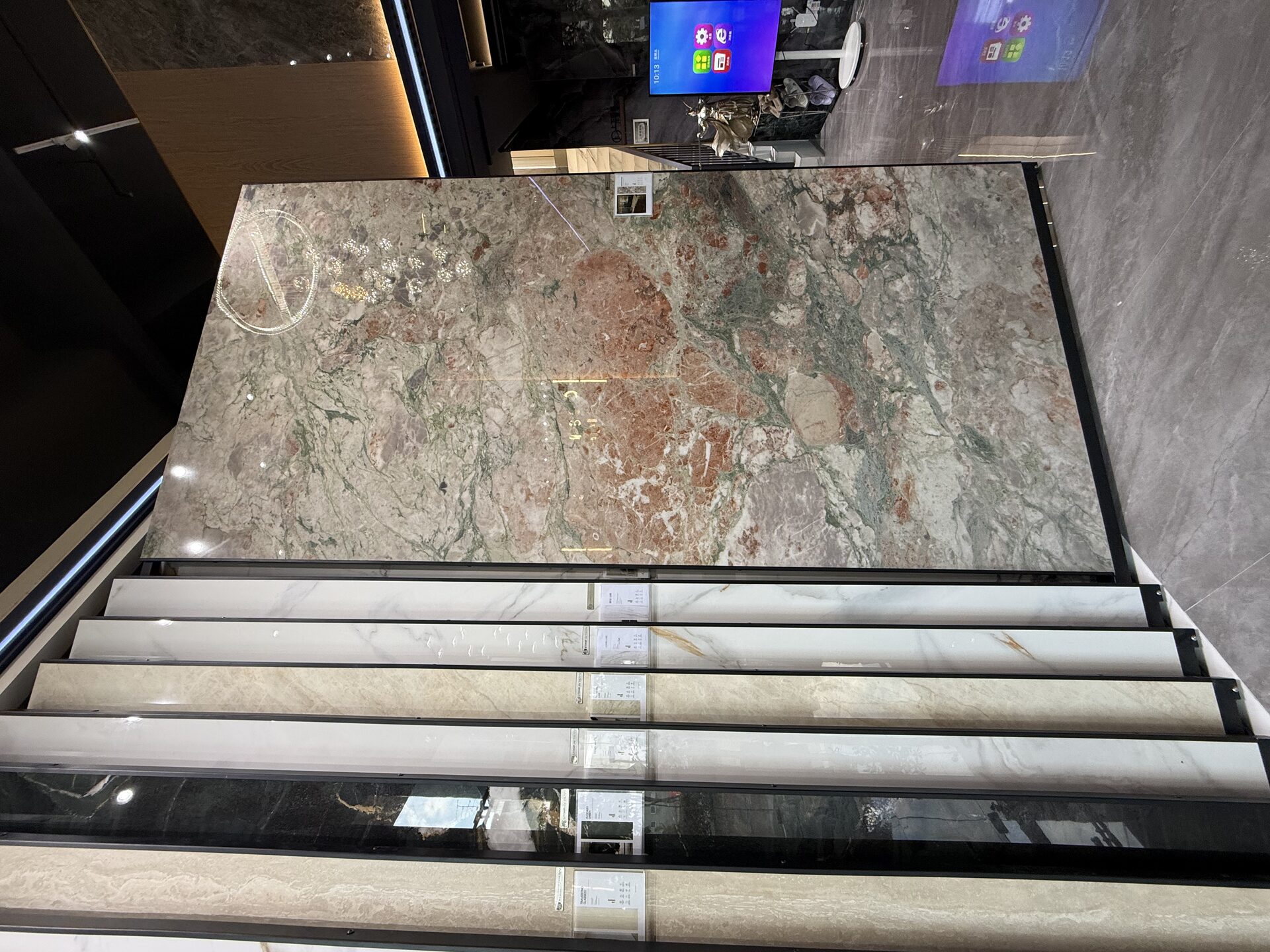 Large format rock slab bathroom wall Singapore sintered stone toilet renovation